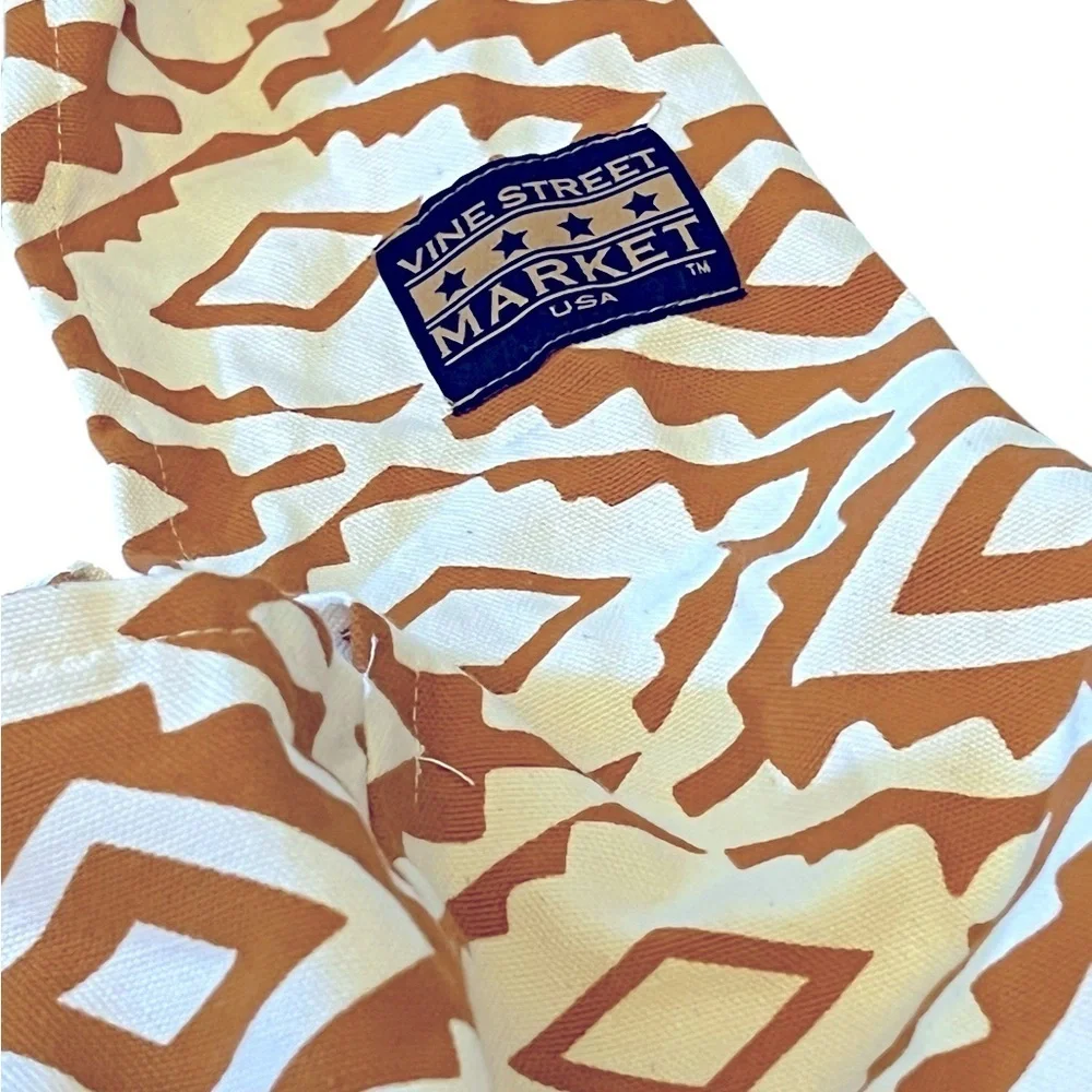 NWOT Vine Street Market oversized cotton printed sling bag tote, rust & cream
